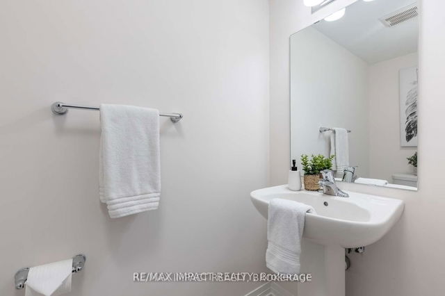 106 Ambereen Place