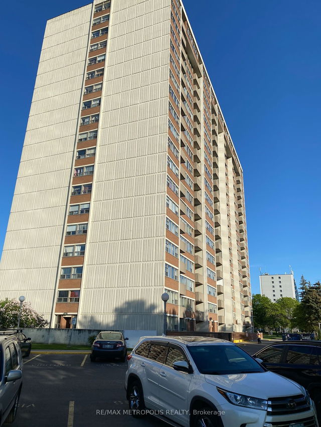212 - 25 Silver Springs Boulevard