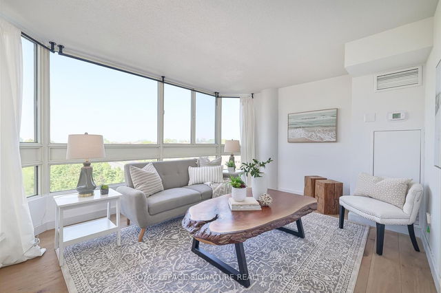 603 - 3233 Eglinton Avenue