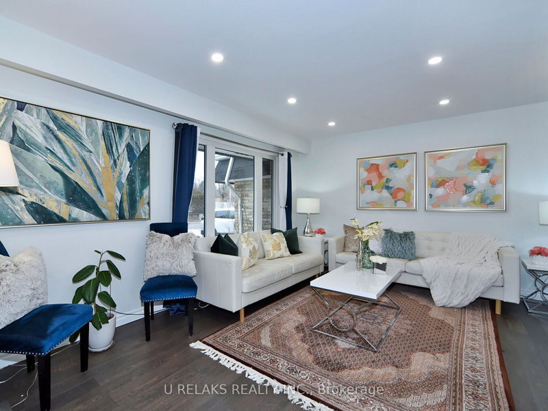 25 Ivanic Crt, Whitby, L1N 6E3 | Image 3