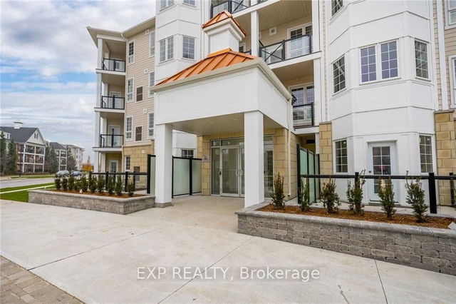 225 - 50 Lakebreeze Drive