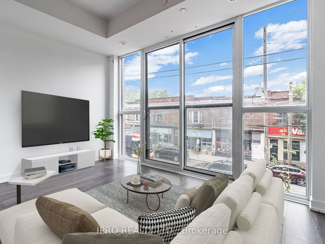 207 - 899 Queen Street