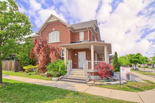 2 Marriner Crescent