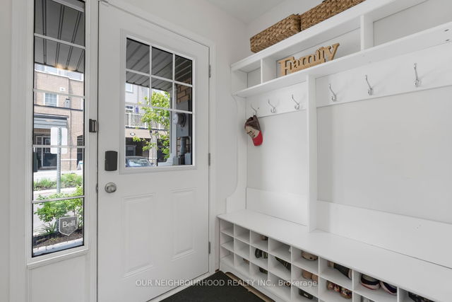 819 Atwater Path