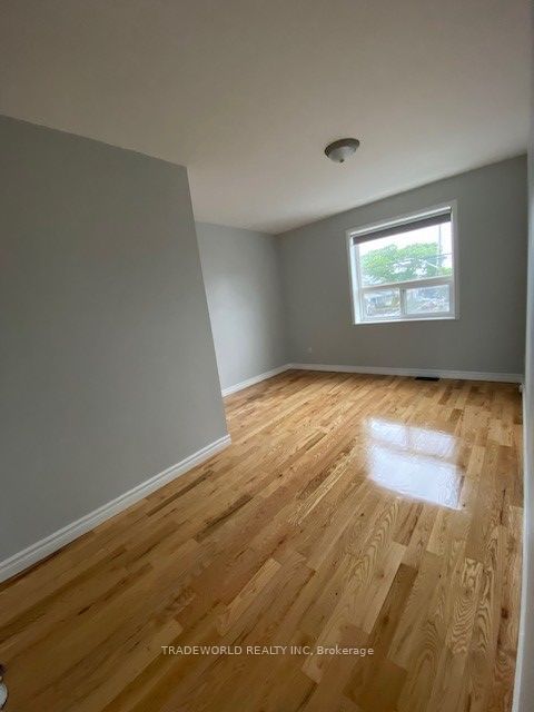 A - 862 Pape Ave, Toronto, M4K 3T8 | Image 2