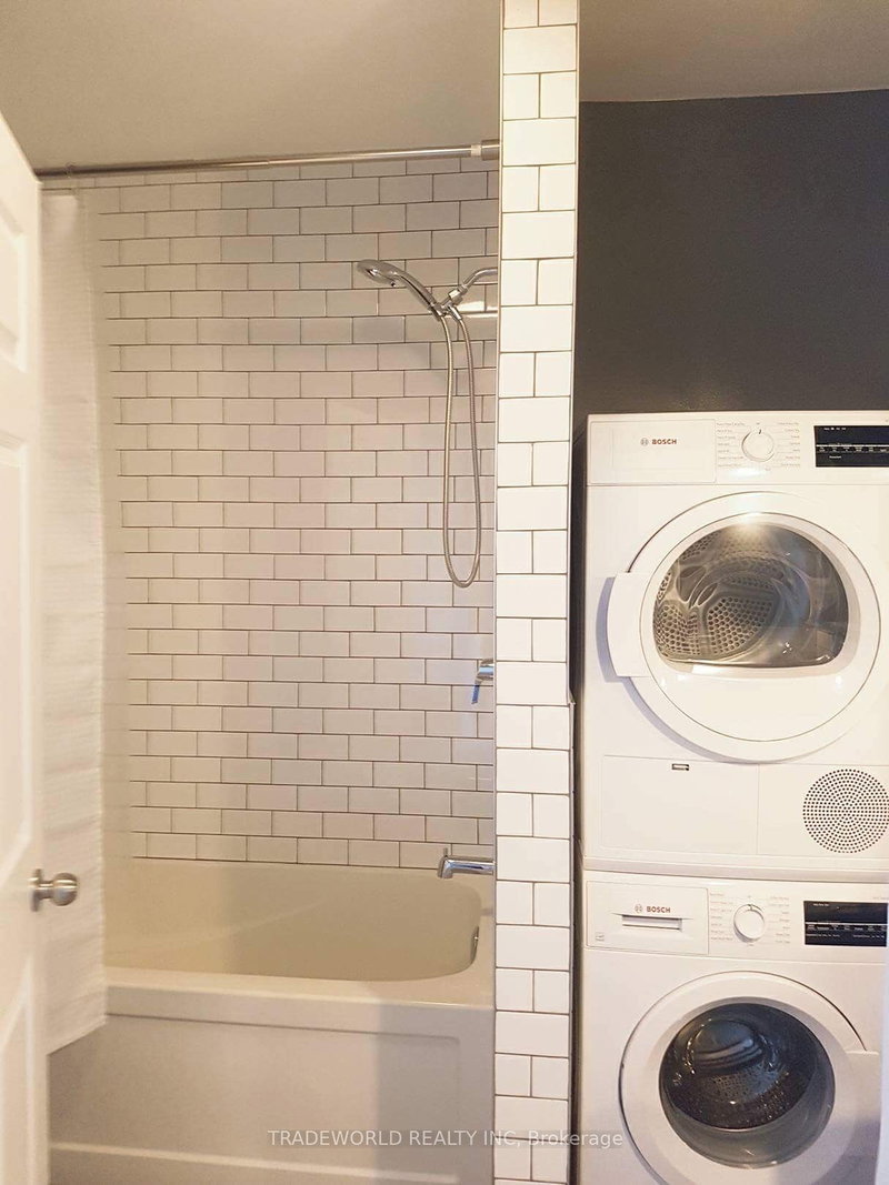 A - 862 Pape Ave, Toronto, M4K 3T8 | Image 3