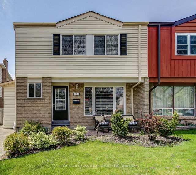 92 Guthrie Crescent