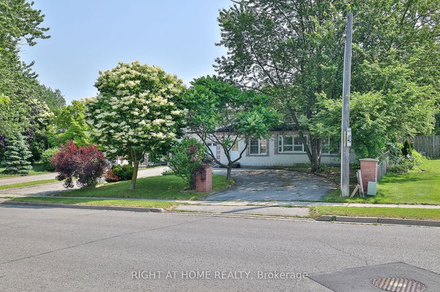 657 Old Harwood Avenue