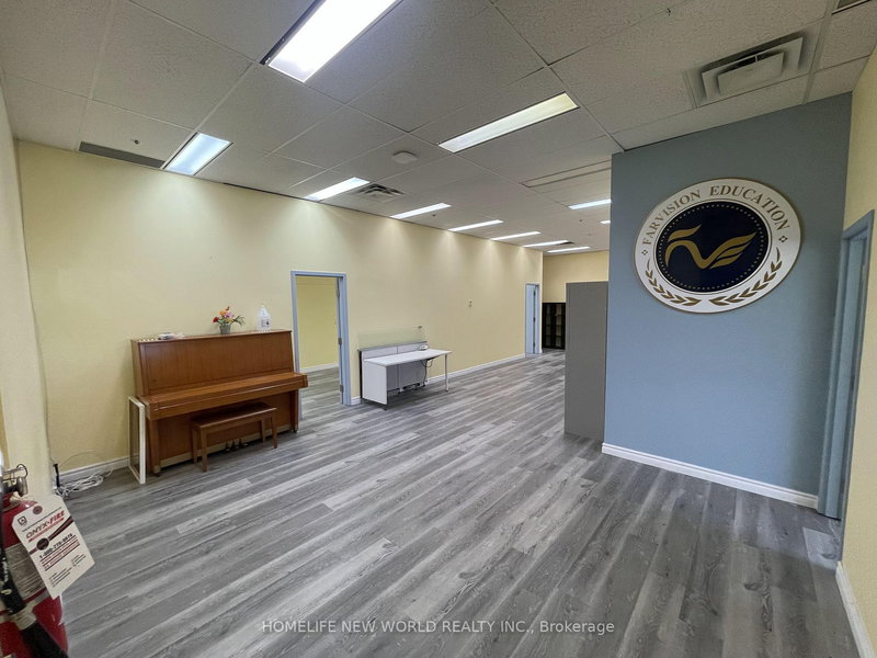 104 - 41 Metropolitan Rd, Toronto, M1R 2T5 | Image 2