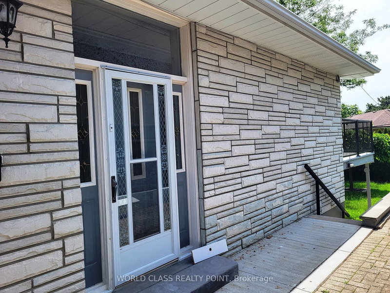 Main - 27 Kilbride Rd, Toronto, M1J 1X6 | Image 2