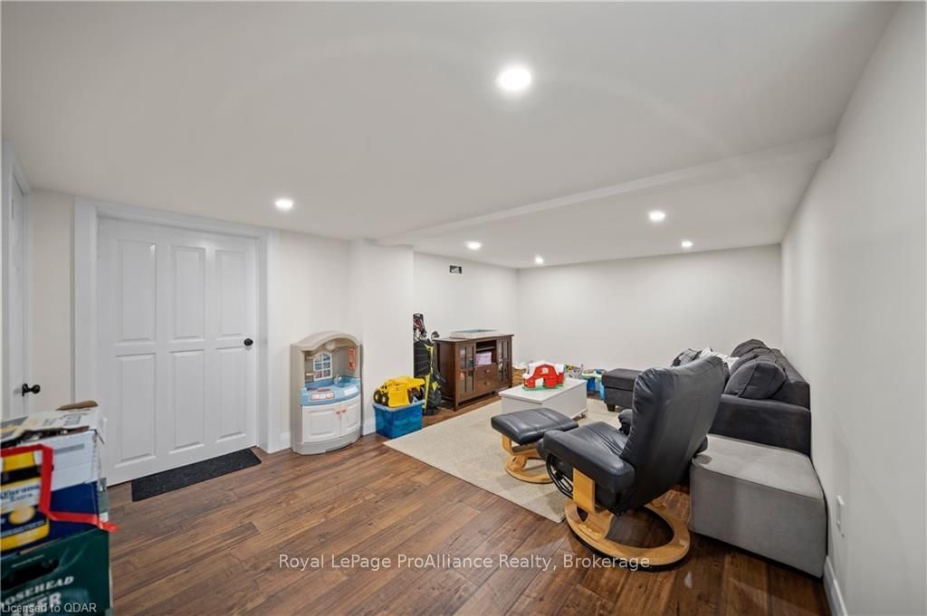 Listing Image 35
