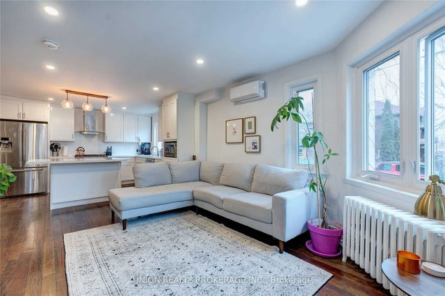 43-45 Glen Manor Drive