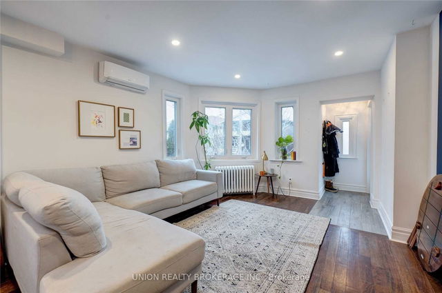 43-45 Glen Manor Drive