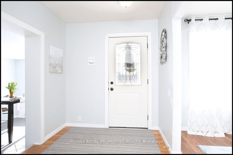 1608 Baseline Rd W, Clarington, L1E 2S5 | Image 3