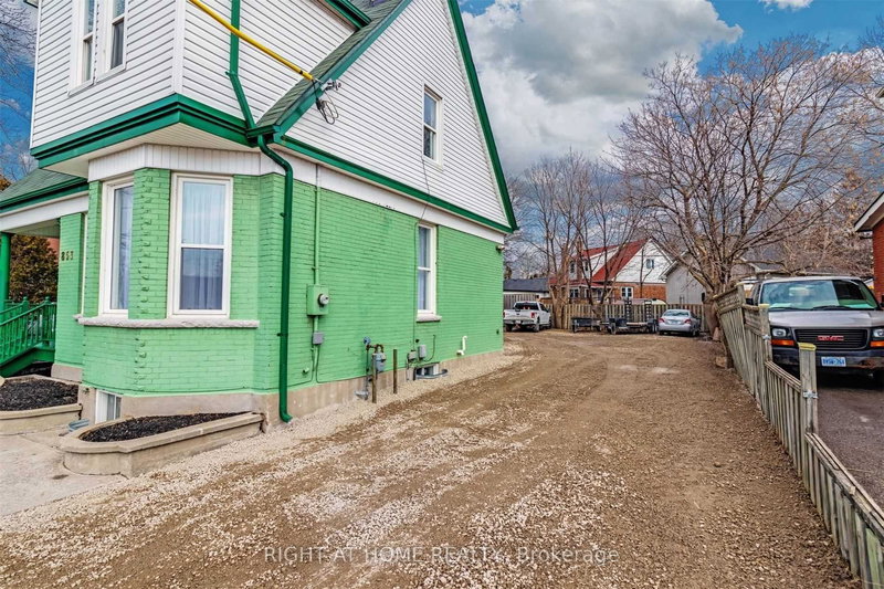 853 Simcoe St S, Oshawa, L1H 4K8 | Image 2