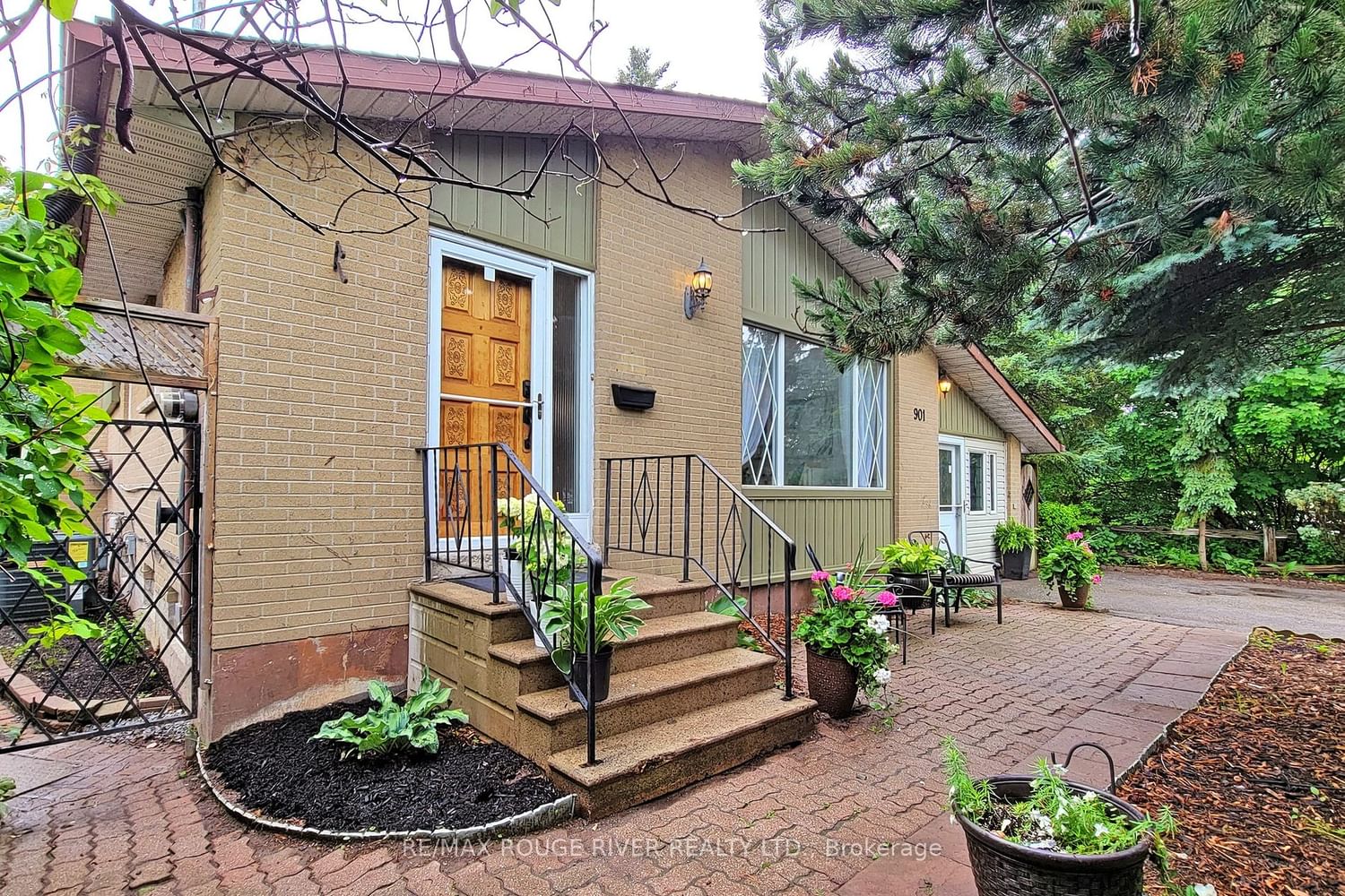 Listing Image 3