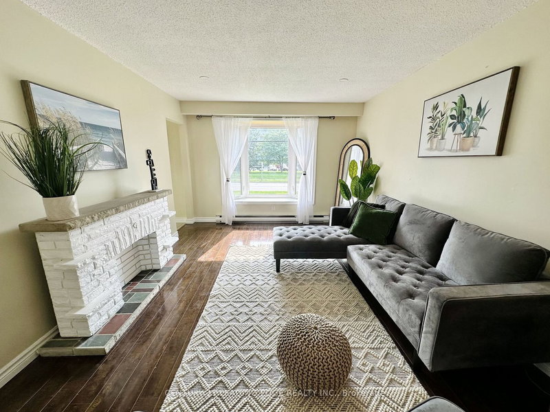 839 Glen St, Oshawa, L1J 3T9 | Image 3