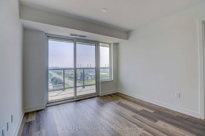 1111 - 1480 Bayly St, Pickering, L1W 3T8 | Image 3