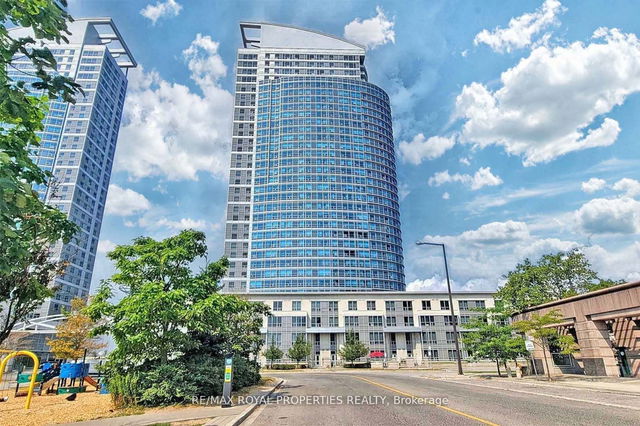 PH302 - 38 Lee Centre Drive