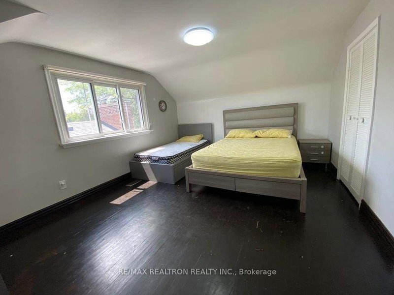 125 Treverton Dr, Toronto, M1K 3T1 | Image 3