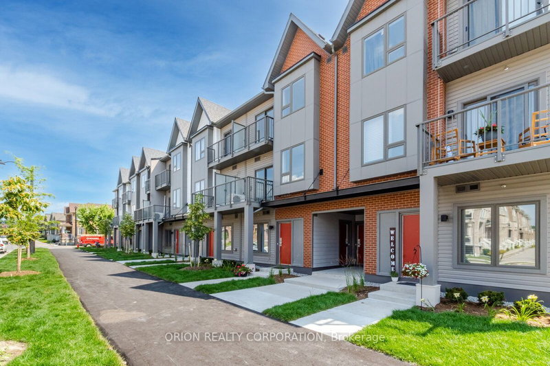 1119 - 2635 William Jackson Dr, Pickering, L1X 0L6 | Image 2