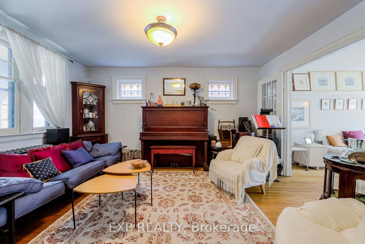 Listing Image 7