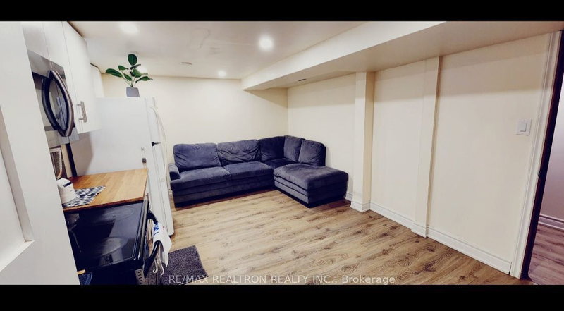 Bsmt - 34 Shoreland Cres, Toronto, M1G 1M5 | Image 3