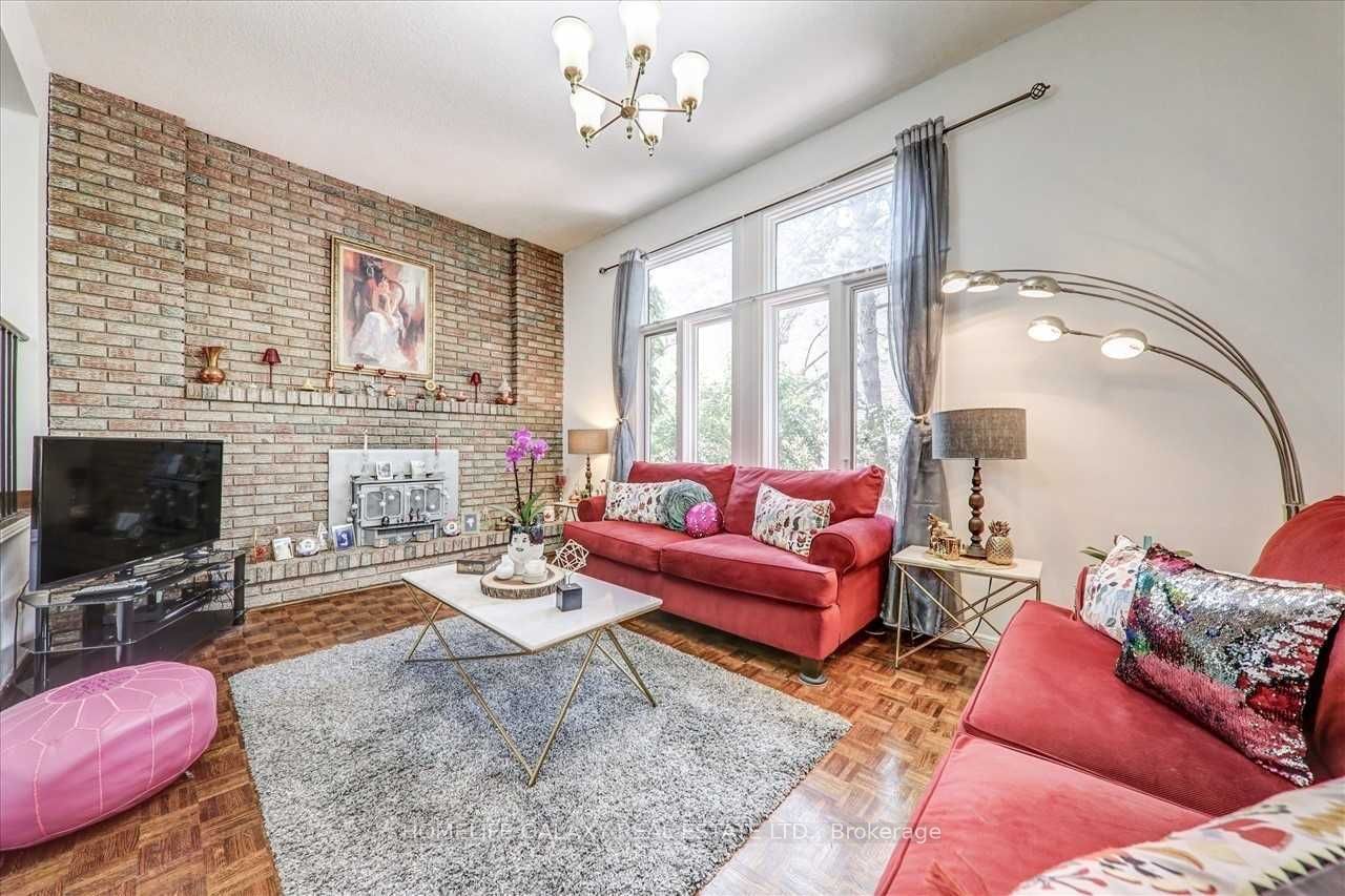 Listing Image 7
