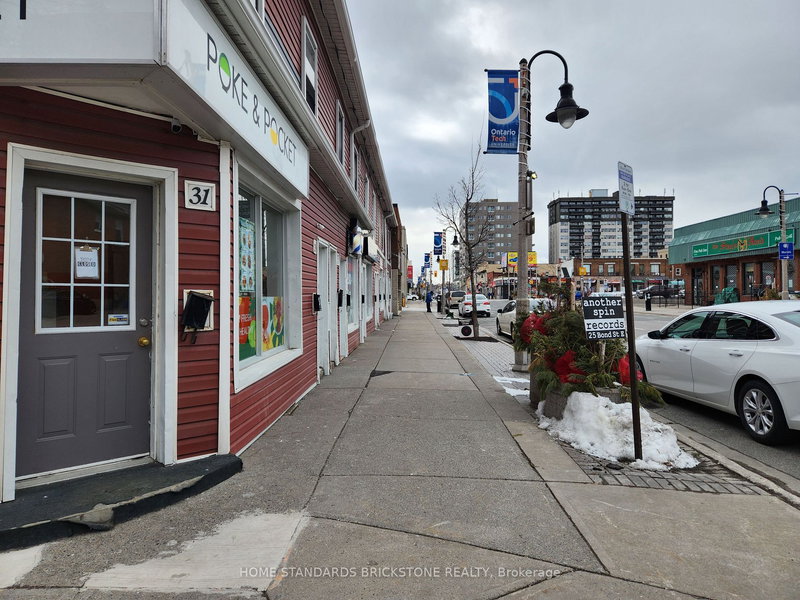 31 Bond St E, Oshawa, L1G 1A8 | Image 2