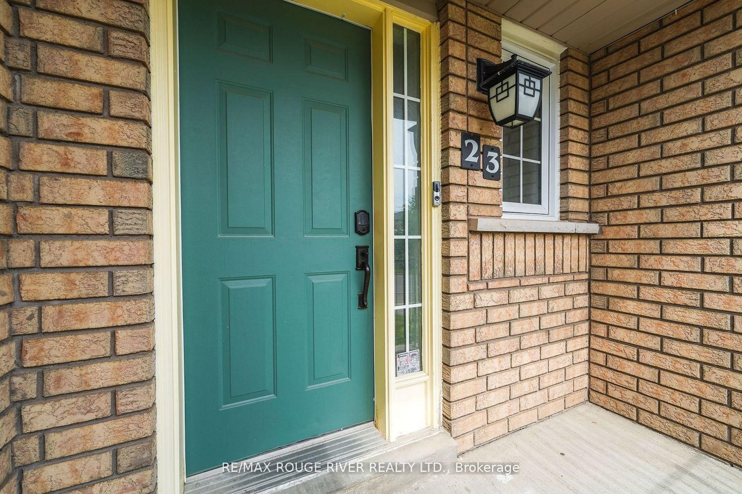 Listing Image 3
