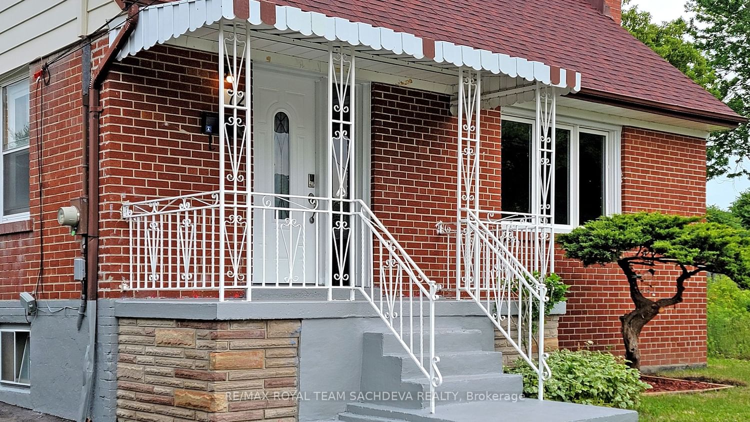 Listing Image 3