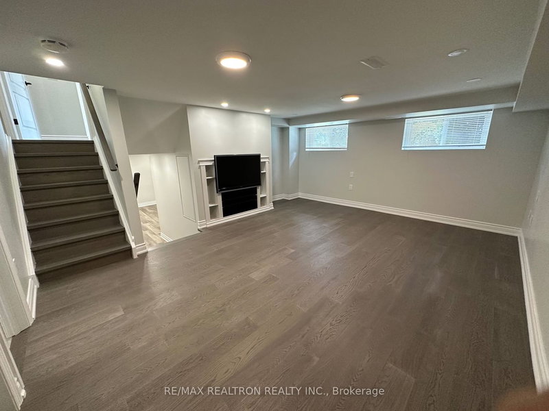 55 Taylor Rd, Ajax, L1S 2X5 | Image 3