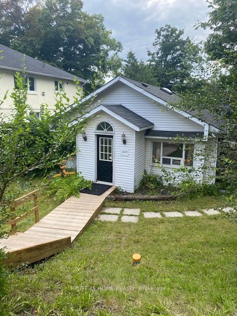 1468 Old Forest Road