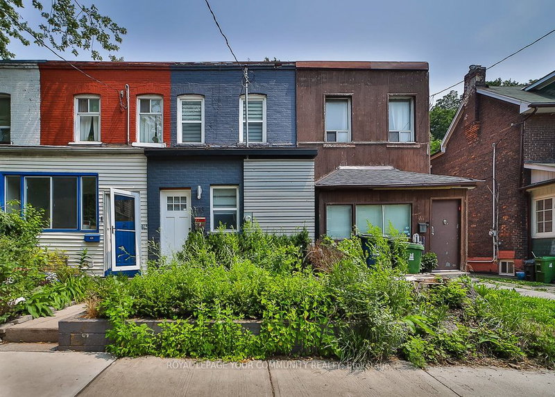 413 Leslie St, Toronto, M4M 3E3 | Image 2