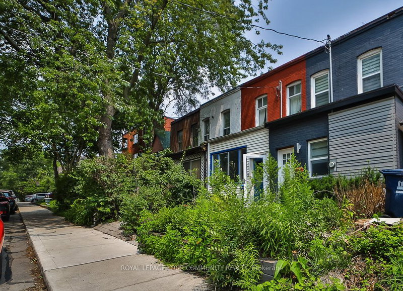 413 Leslie St, Toronto, M4M 3E3 | Image 3