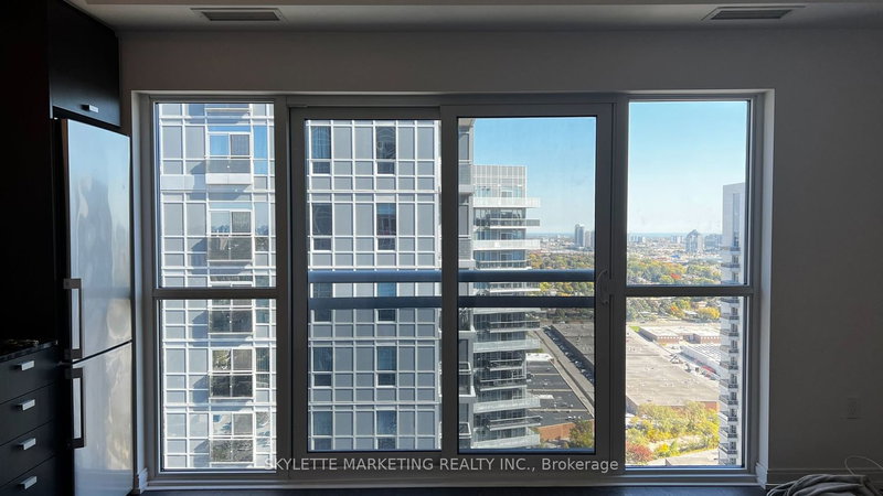 3017 - 275 Village Green Sq, Toronto, M1S 0L8 | Image 3