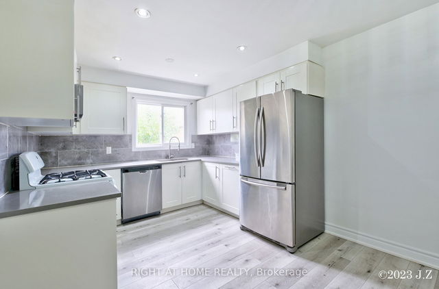UPPER - 71 Highview Avenue