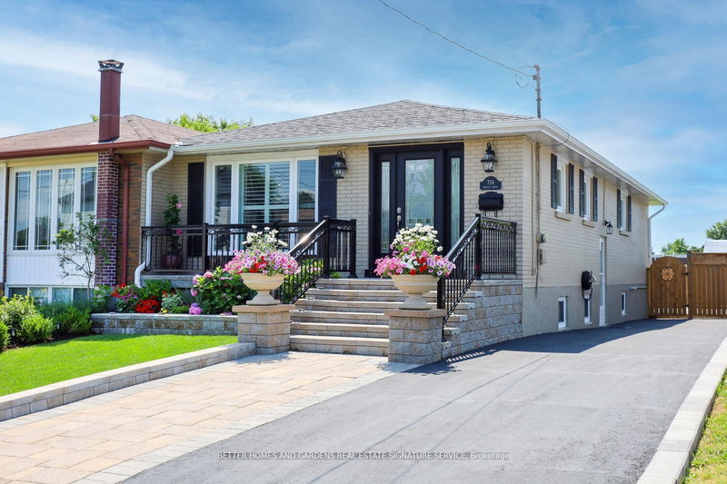 756 Breezy Dr, Pickering, L1W 2X7 | Image 2