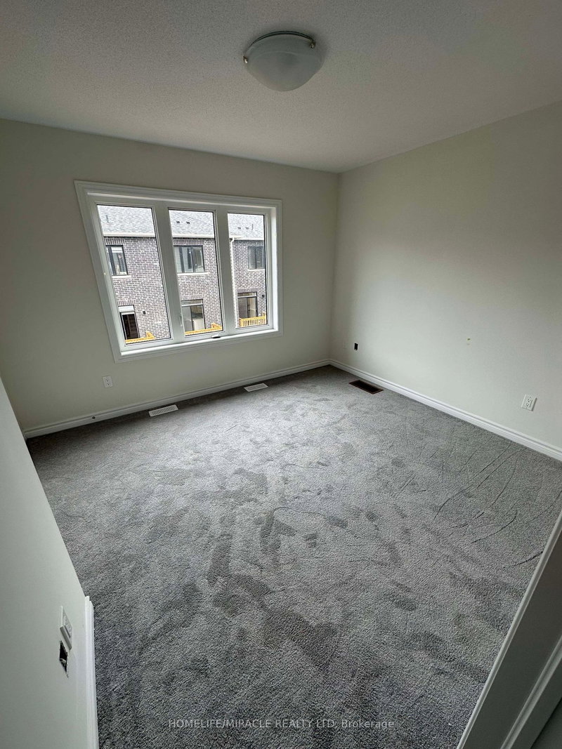 783 Kootenay Path, Oshawa, L1H 0A7 | Image 3