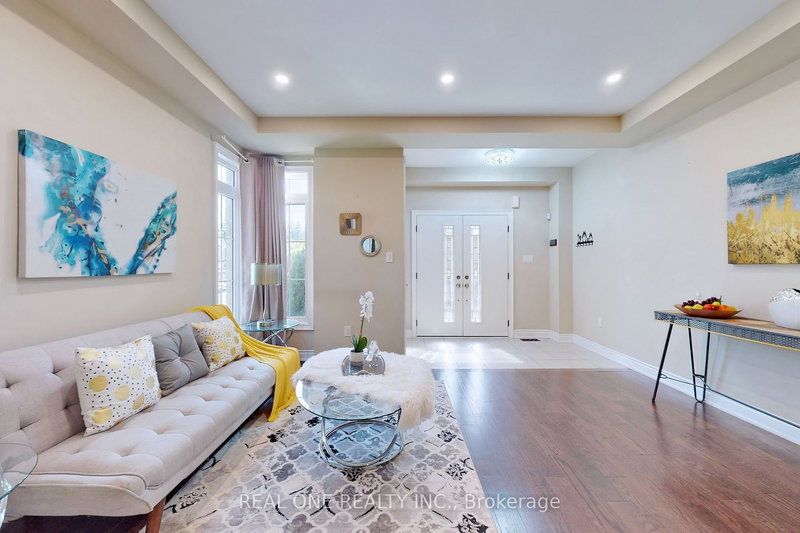 6 - 1815 Fairport Rd, Pickering, L1V 1T2 | Image 3