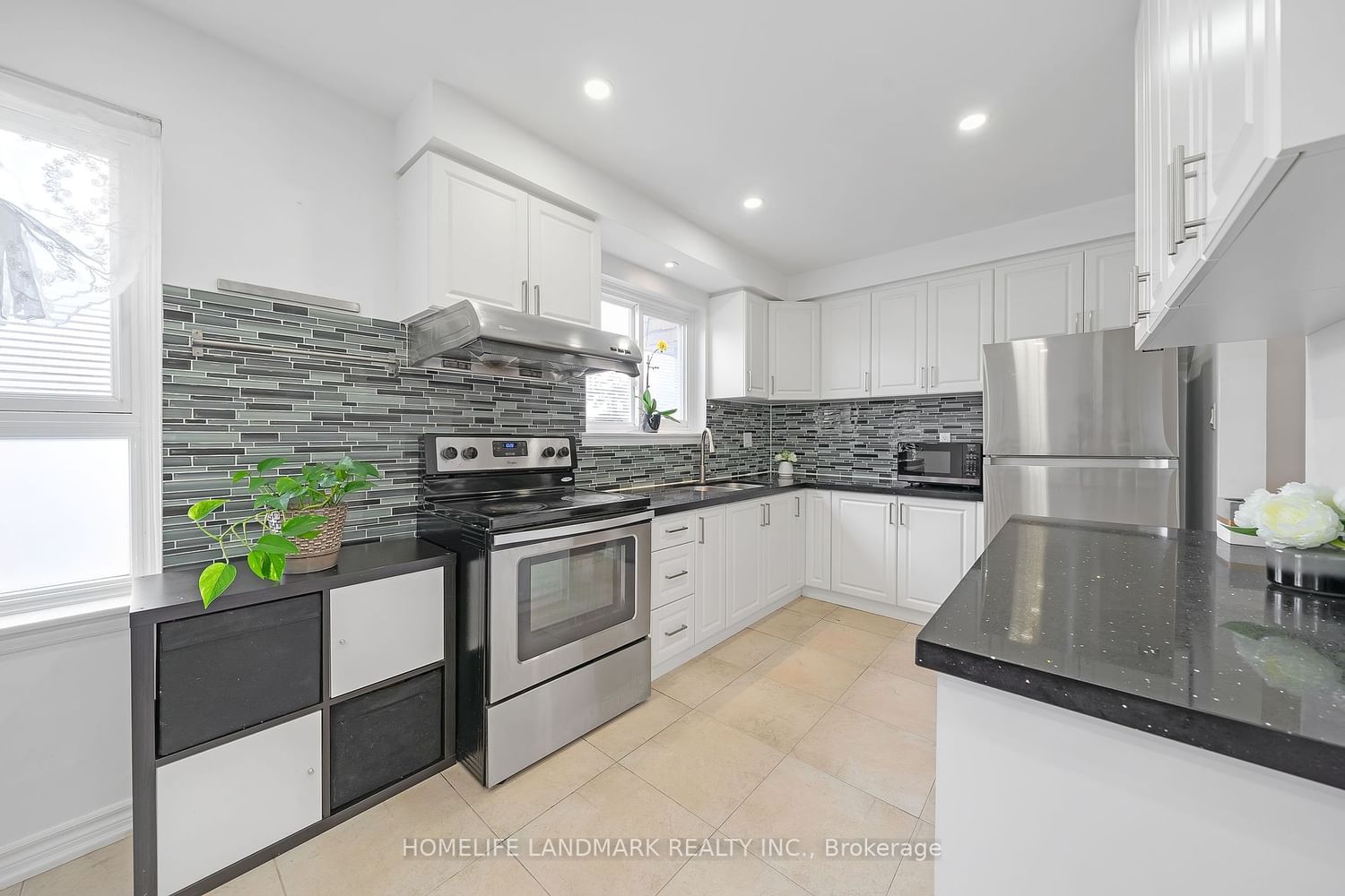 Listing Image 15