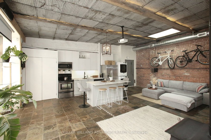 147 Boston Ave, Toronto, M4M 2T8 | Image 3