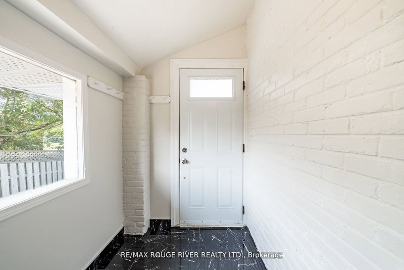 513 Ritson Rd N, Oshawa, L1G 5R4 | Image 3