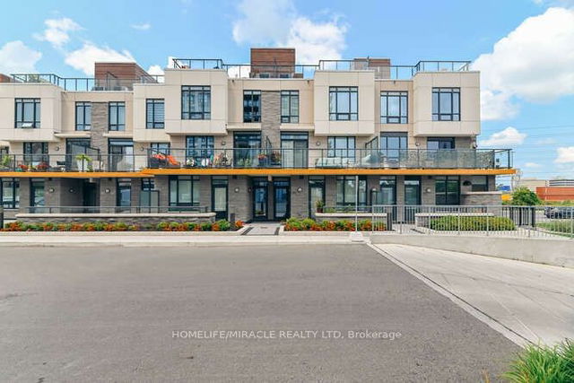 TH21 - 1245 Bayly Street