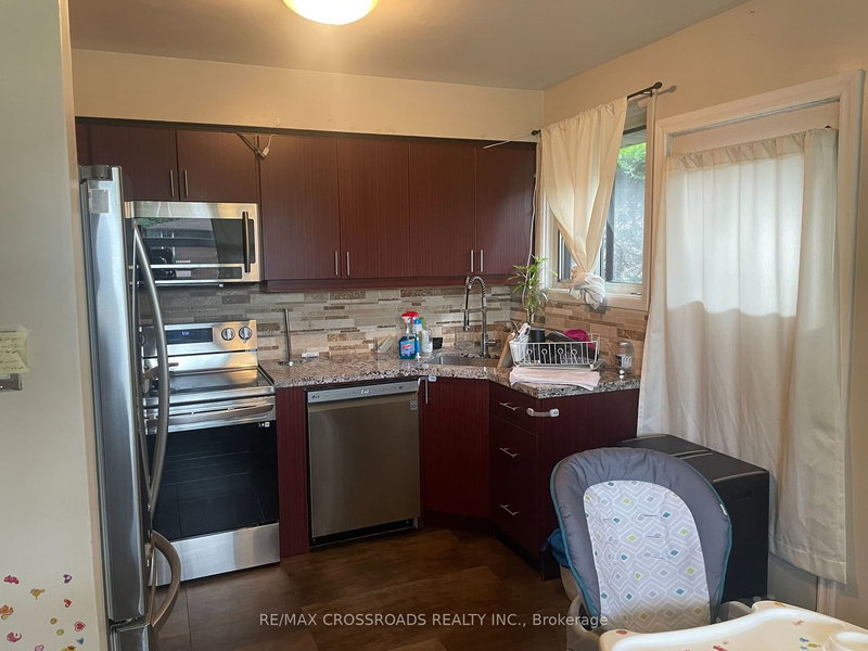 16 Sundance Cres, Toronto, M1G 2M2 | Image 3