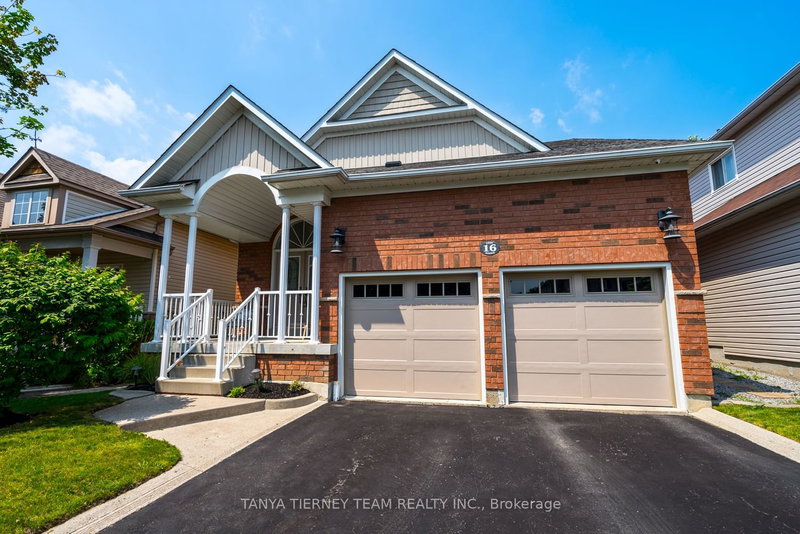16 Cody Ave, Whitby, L1M 1K8 | Image 3