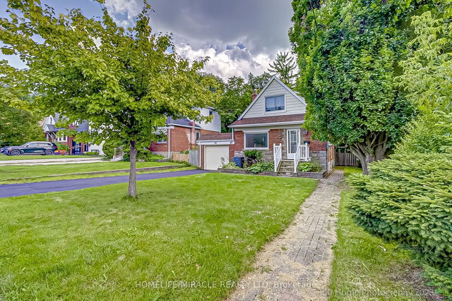 93 Glencrest Boulevard