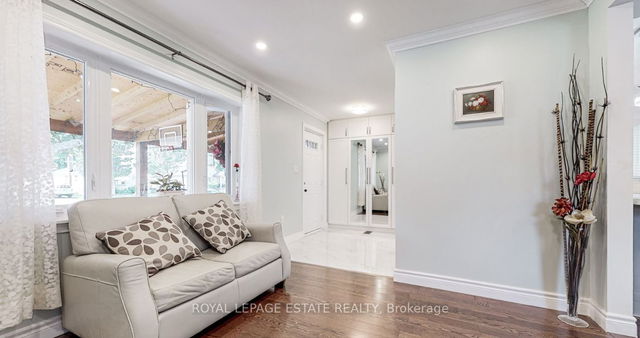 10 Glen Muir Drive