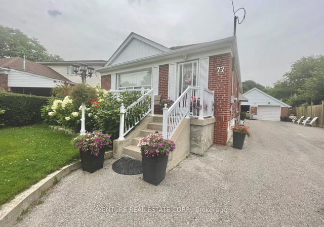 77 Greylawn Crescent