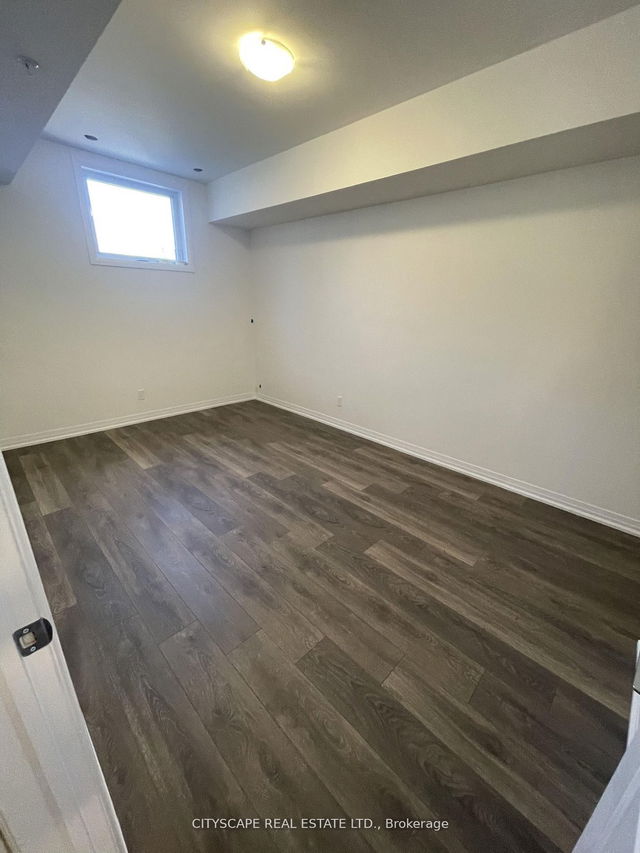 1304 - 2635 William Jackson Drive